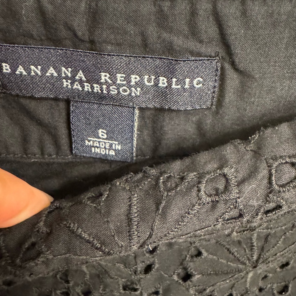 Banana Republic Black Eyelet Trousers - Picture 5 of 10